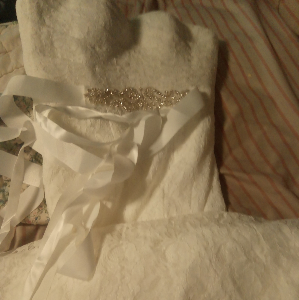 Wedding dress